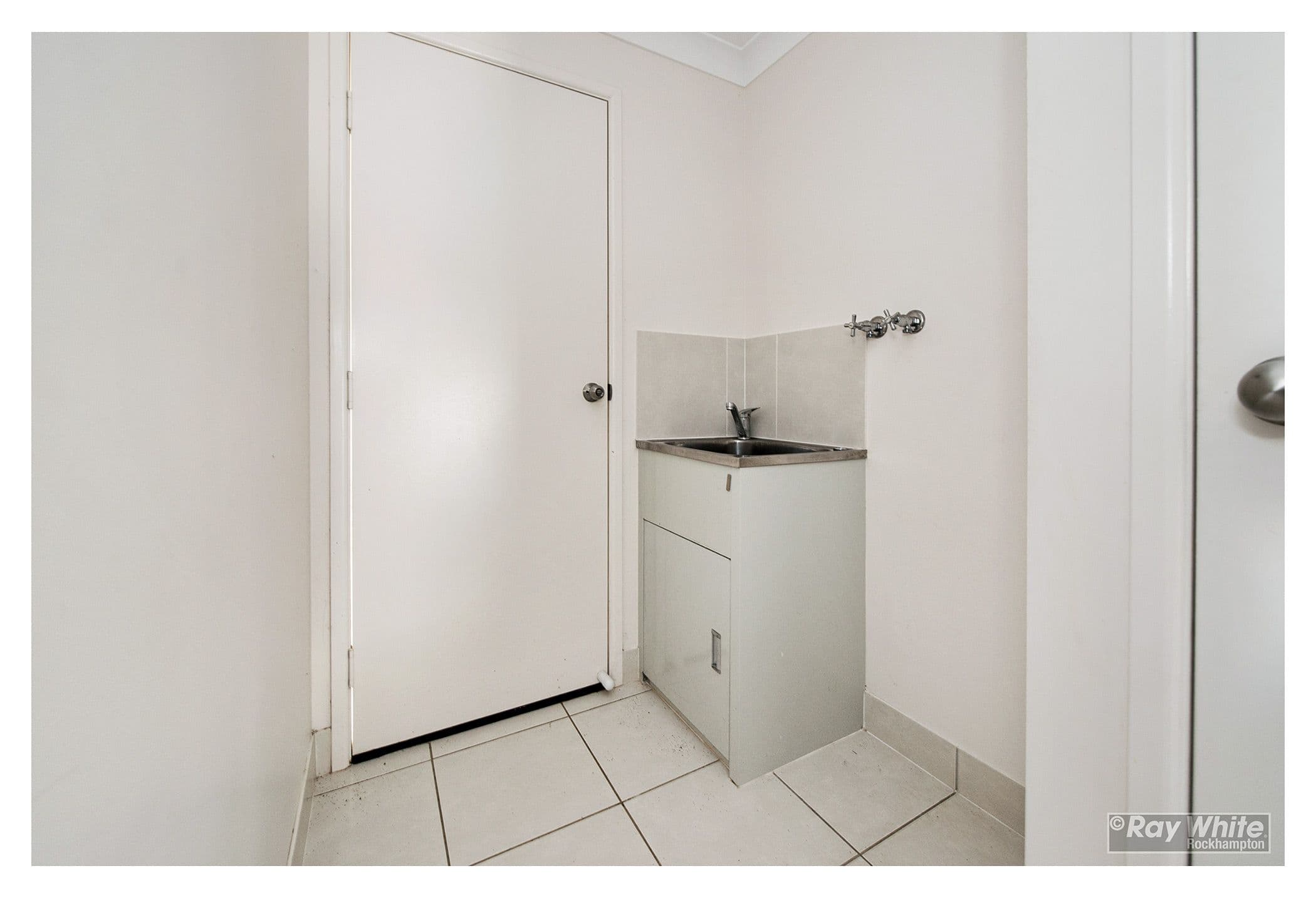 10 Allen Road, Gracemere QLD 4702, Gracemere - Thumbnail 7