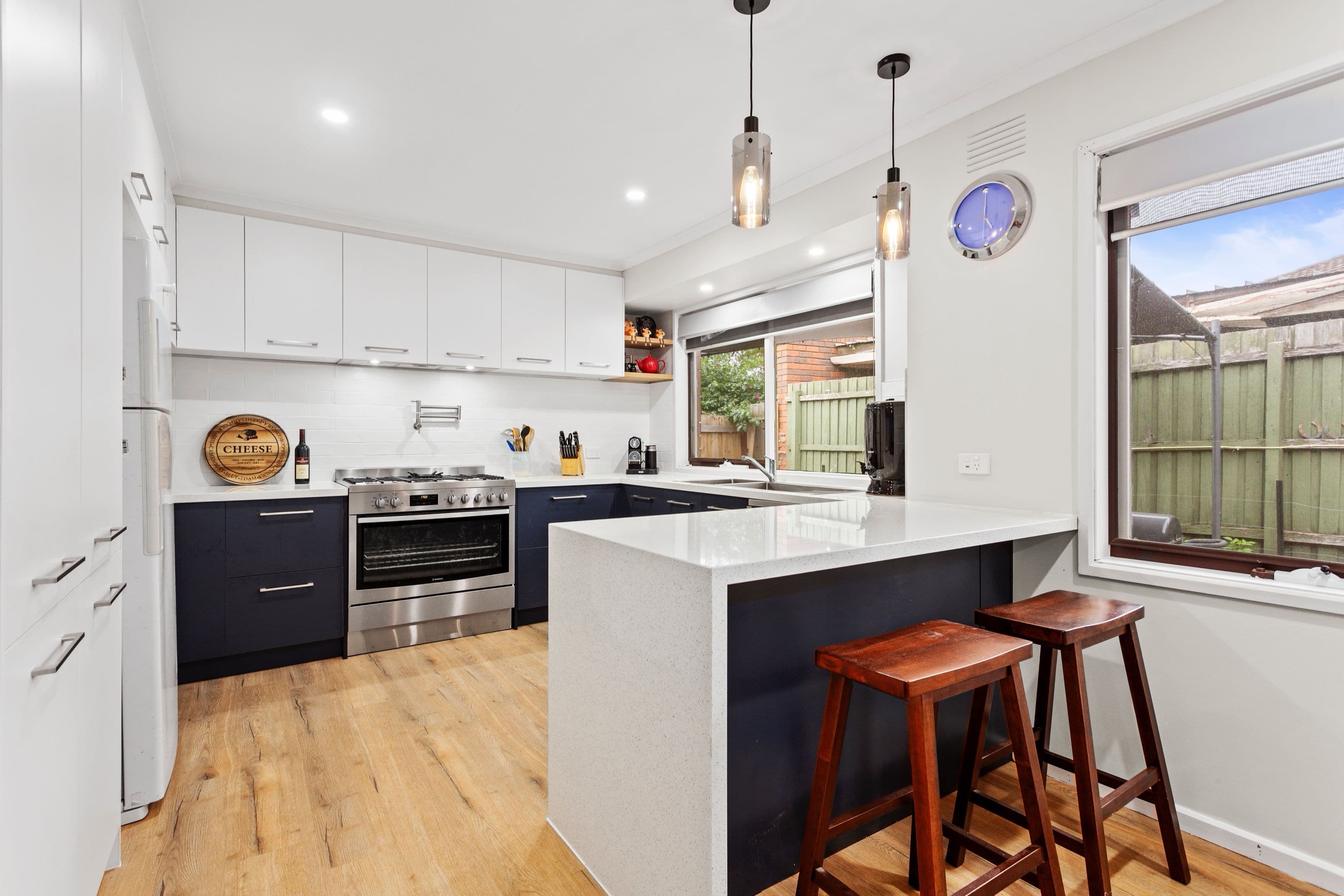 4 Flemington Drive, Mill Park VIC 3082, Mill Park - Thumbnail 2
