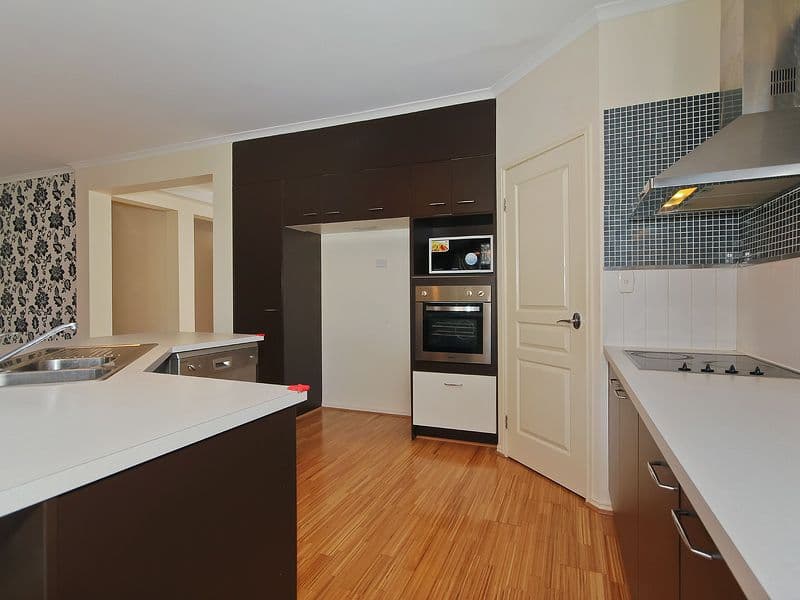 37 Campelles Avenue, VARSITY LAKES QLD 4227, Varsity Lakes - Thumbnail 5