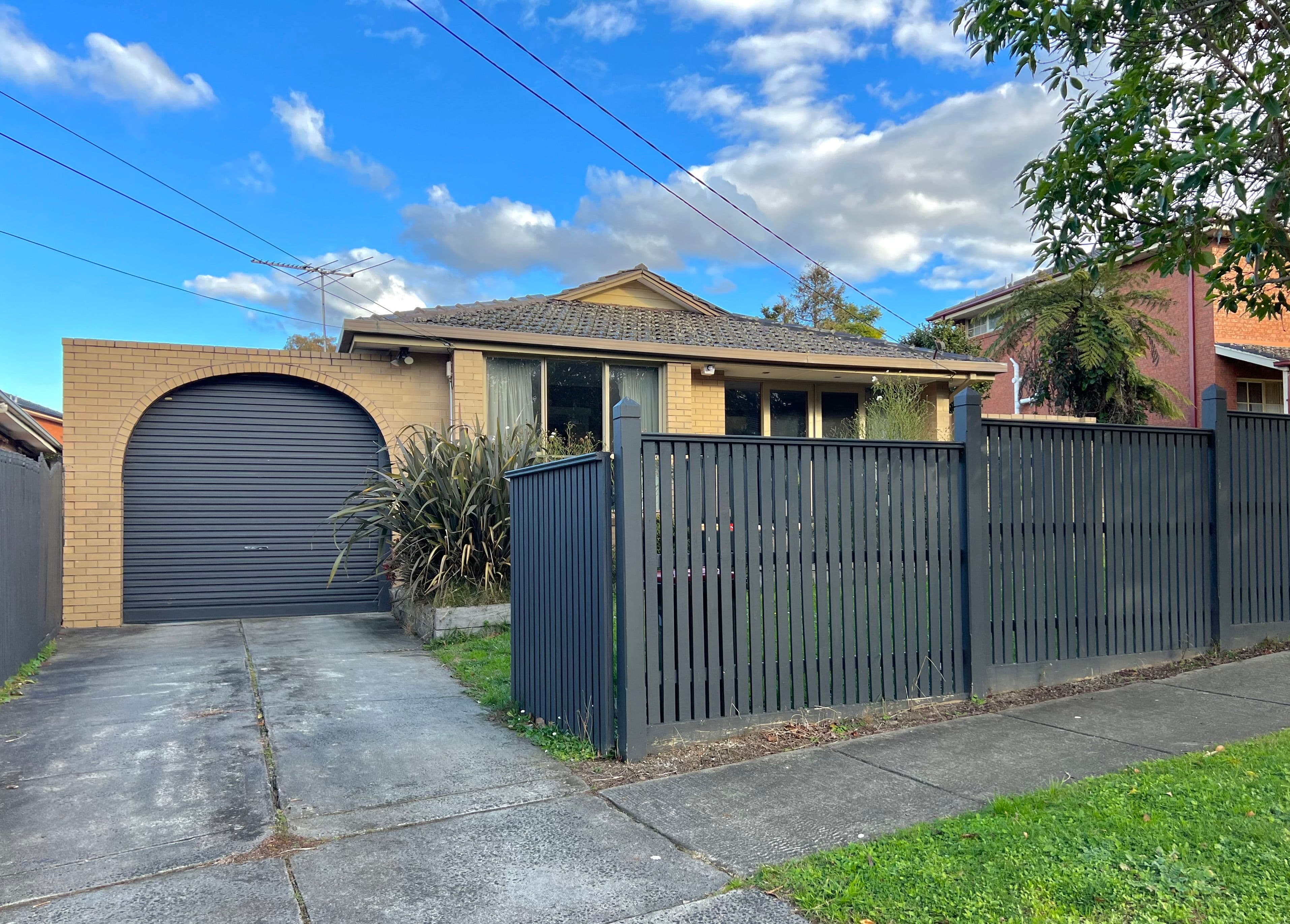 8 Eastleigh Drive, Glen Waverley VIC 3150, Glen Waverley - Image 1