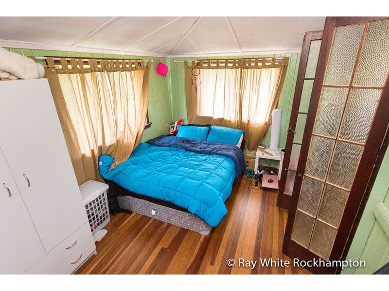 293 Pine Street, BERSERKER QLD 4701, Berserker - Thumbnail 6