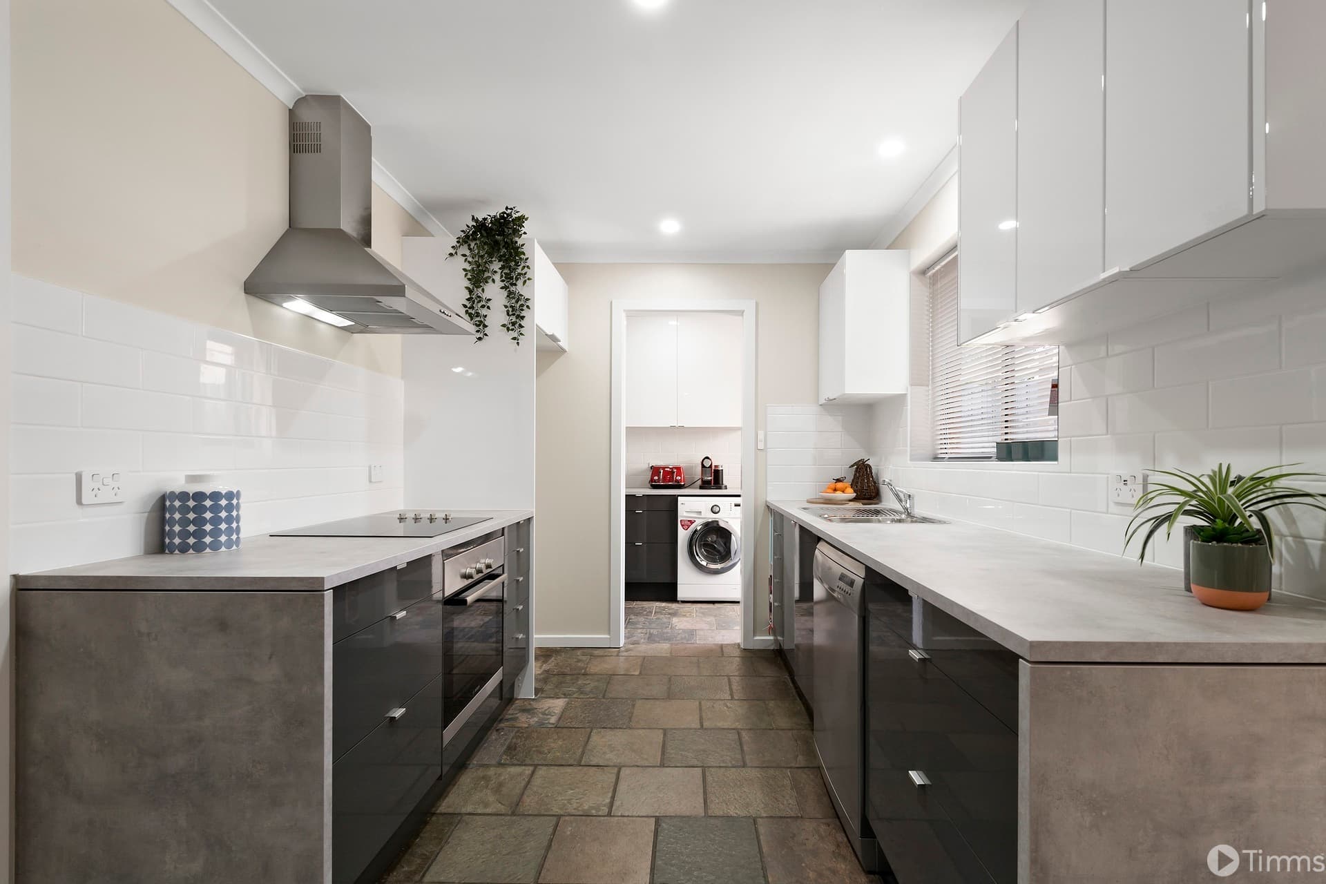 25 Rousillion Promenade, Old Reynella - Thumbnail 2
