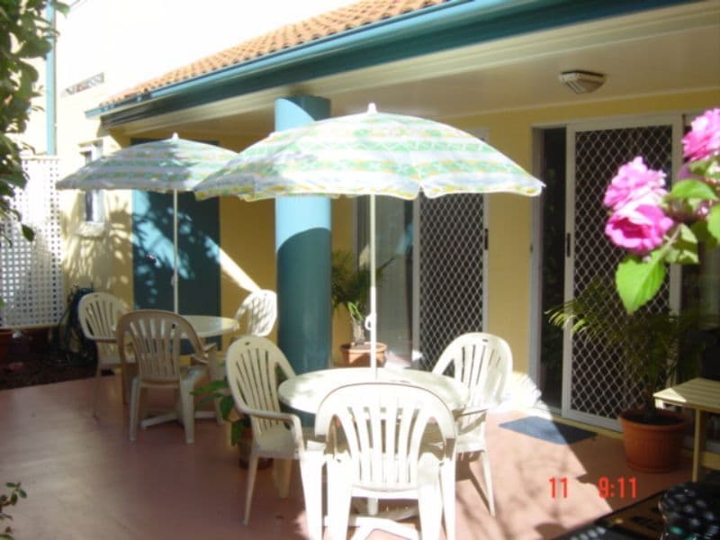 24 Tottenham Court, WOOLLOONGABBA QLD 4102, Woolloongabba - Thumbnail 3