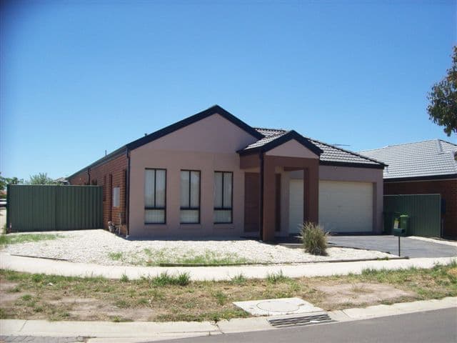 130 Malcolm Creek Parade, CRAIGIEBURN VIC 3064, Craigieburn - Image 1