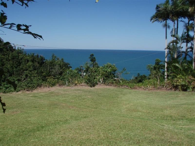 4 Etty Bay Road, ETTY BAY QLD 4858, Etty Bay - Image 1