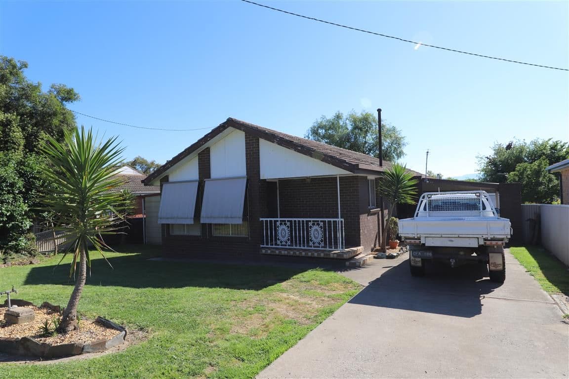 166 Lambie Street, Tumut NSW 2720, Tumut - Image 1