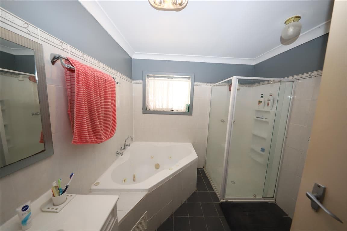 166 Lambie Street, Tumut NSW 2720, Tumut - Thumbnail 6