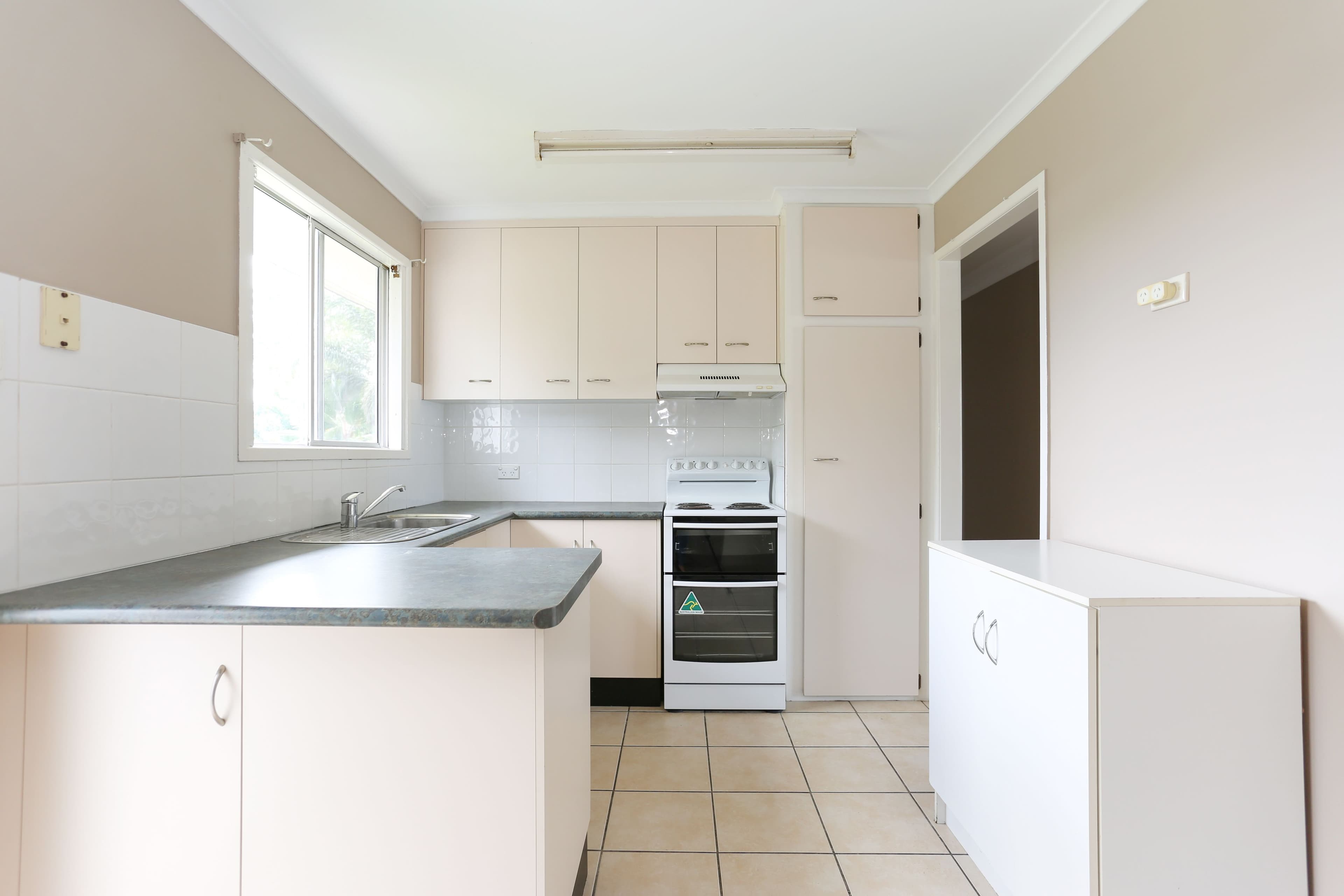 3 Bowen Court, Mount Pleasant QLD 4740, Mount Pleasant - Thumbnail 3