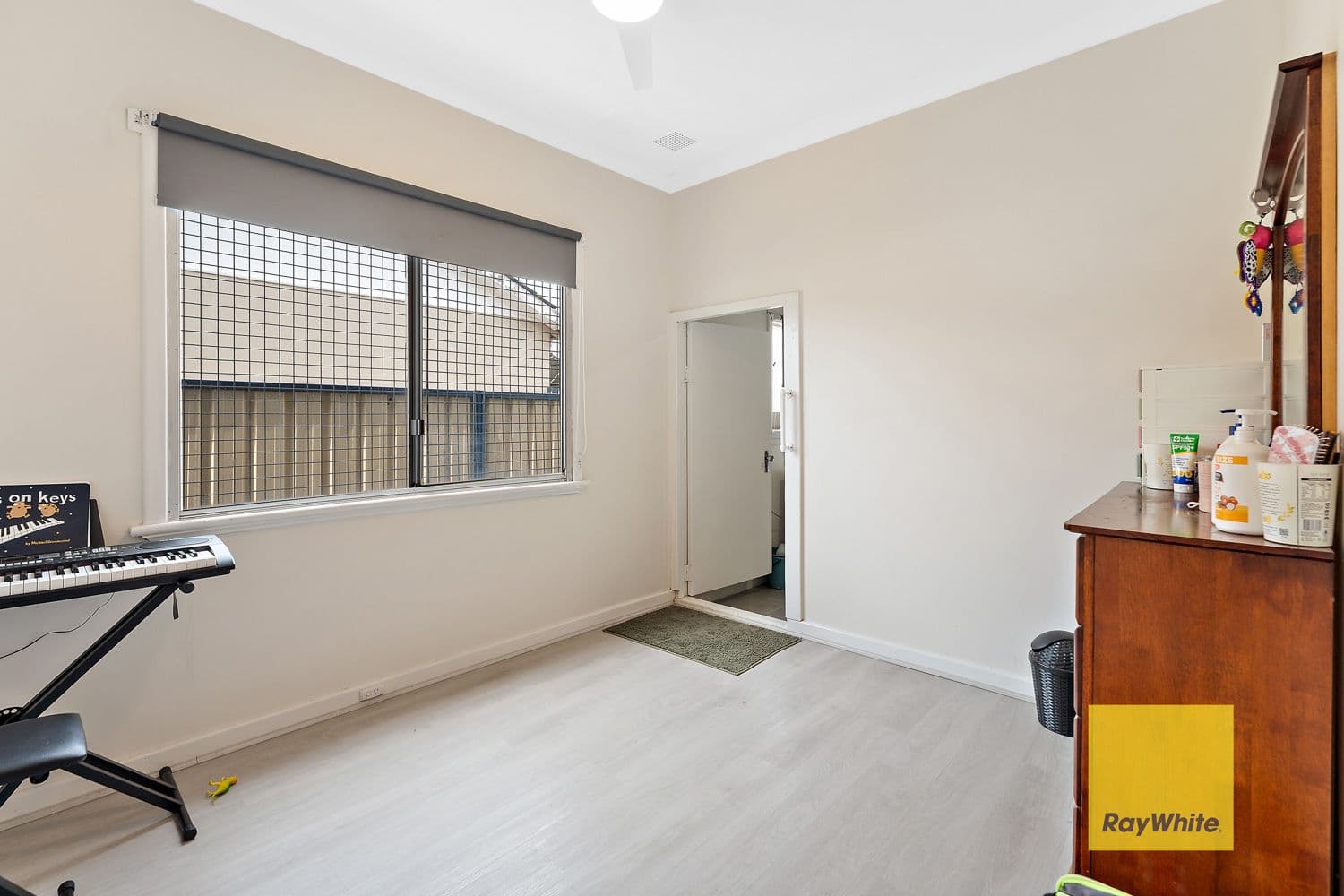 41 Donaldson Street, Queens Park WA 6107, Queens Park - Thumbnail 8