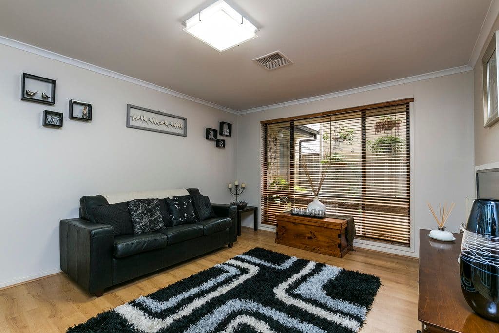33 Edgehill Walk, Noarlunga Downs SA 5168, Noarlunga Downs - Thumbnail 4