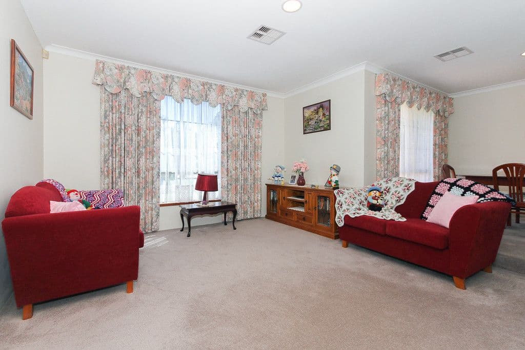 4 Wheatstone Drive, Morley WA 6062, Morley - Thumbnail 2