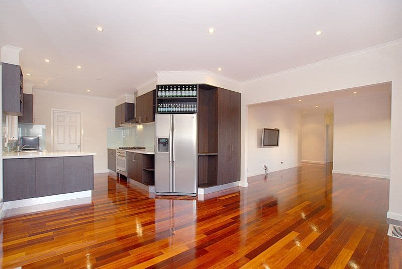 62 Leeds Street, DONCASTER EAST VIC 3109, Doncaster East - Thumbnail 3