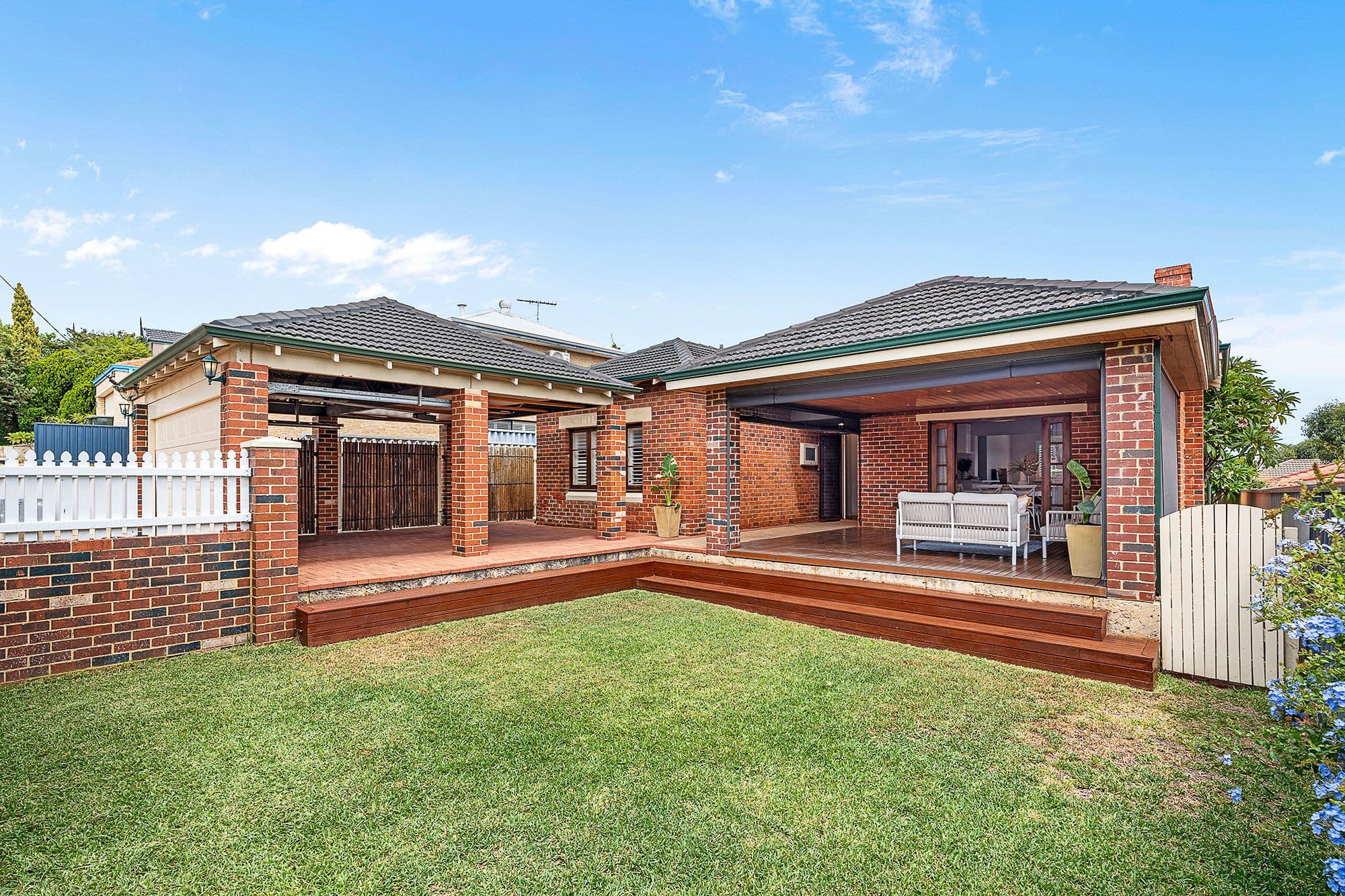 113 Grand Promenade, Doubleview WA 6018, Doubleview - Thumbnail 2