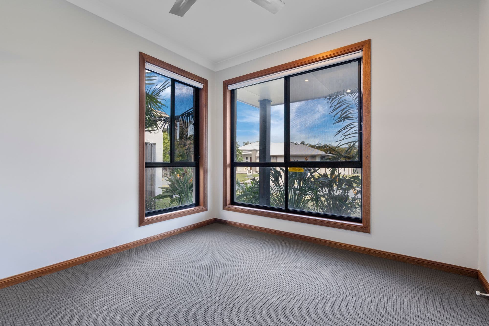 29 Lake Breeze Drive, Windaroo QLD 4207, Windaroo - Thumbnail 8