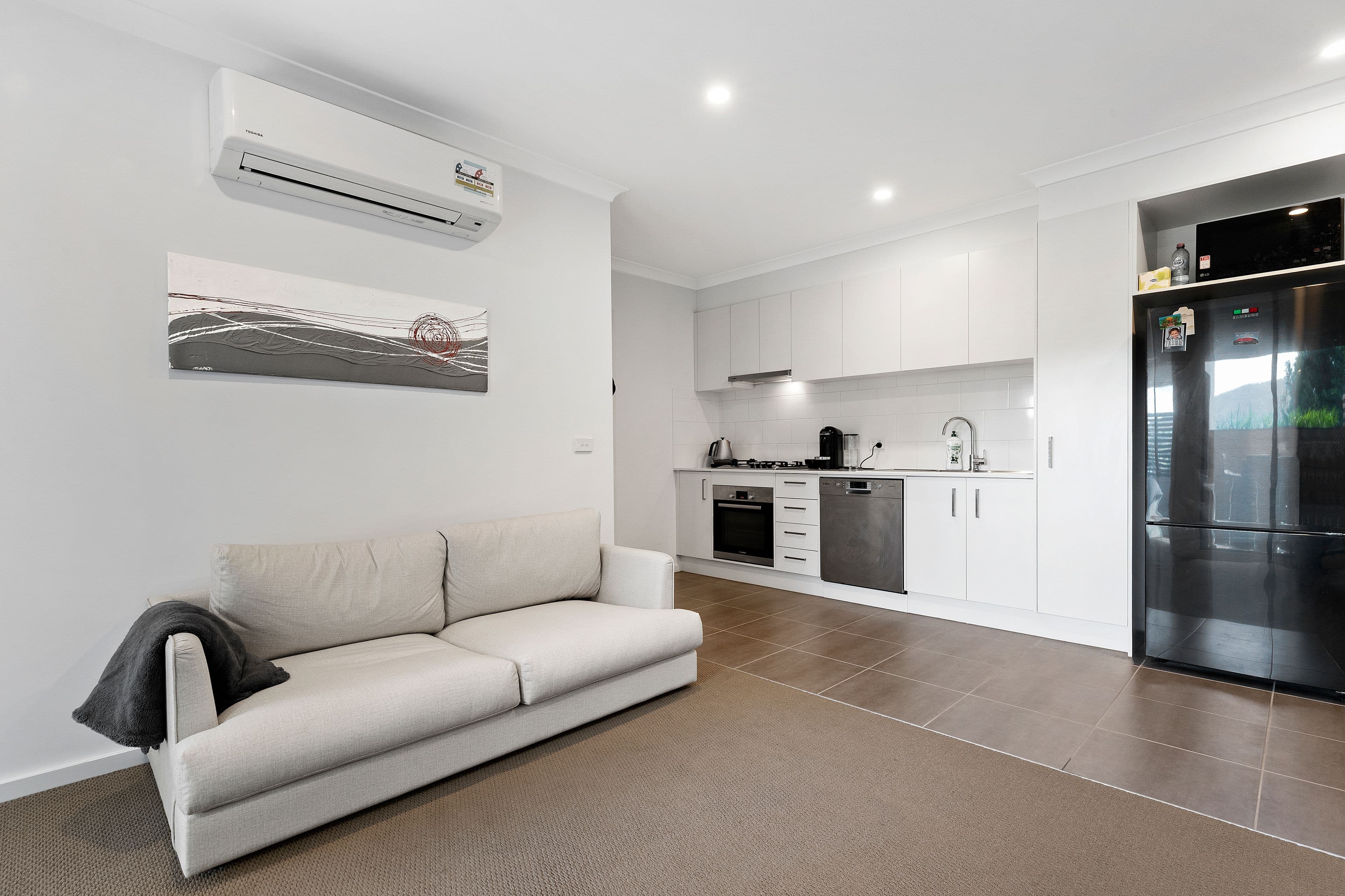 9 Mountain Gate Drive, Ferntree Gully VIC 3156, Ferntree Gully - Thumbnail 2