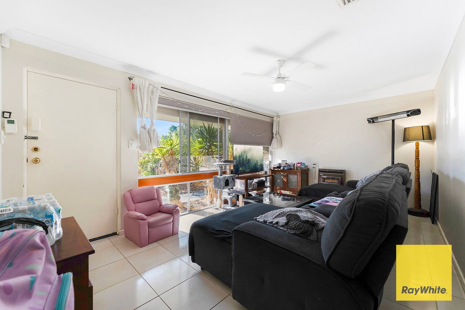 34 Oriole Way, Thornlie WA 6108, Thornlie - Thumbnail 3