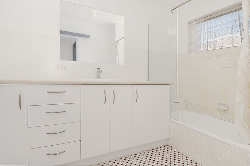 53 Railway Parade, CLAYFIELD QLD 4011, Clayfield - Thumbnail 5