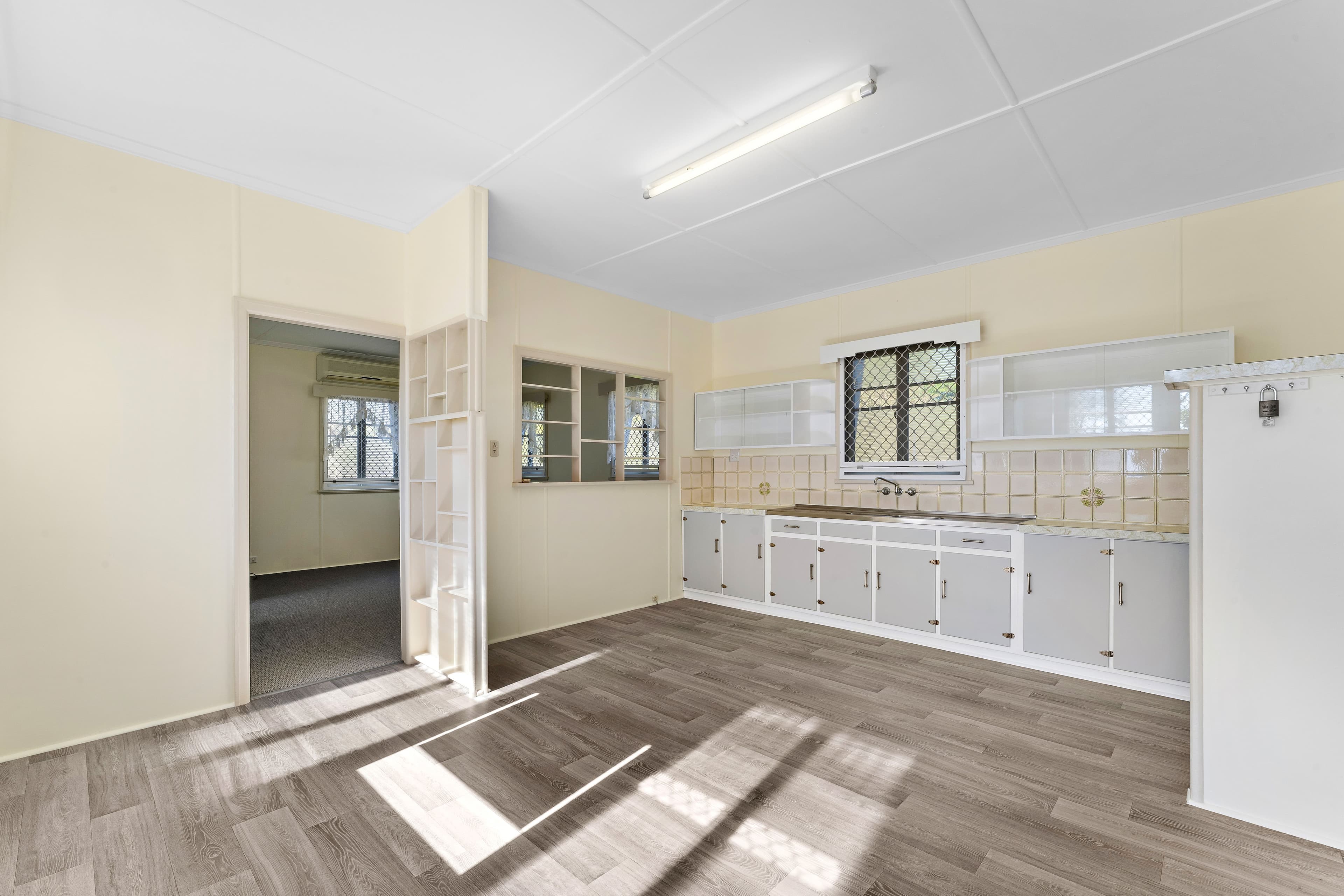 1 Andrew Street, Pialba QLD 4655, Pialba - Thumbnail 2
