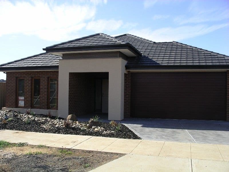 49 Kororoit Approach, CAROLINE SPRINGS VIC 3023, Caroline Springs - Thumbnail 2