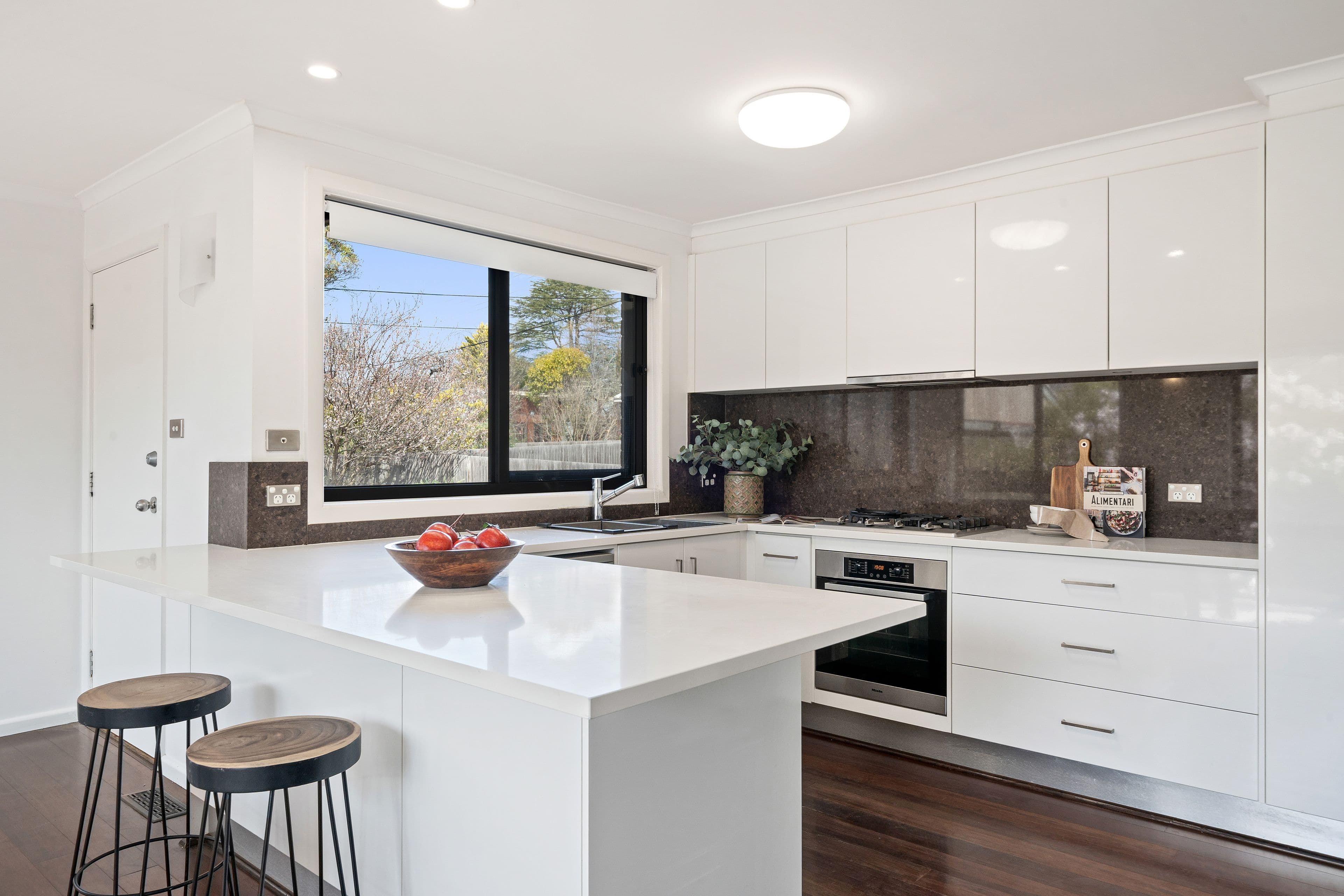 76 Sprent Street, Narrabundah ACT 2604, Narrabundah - Thumbnail 4