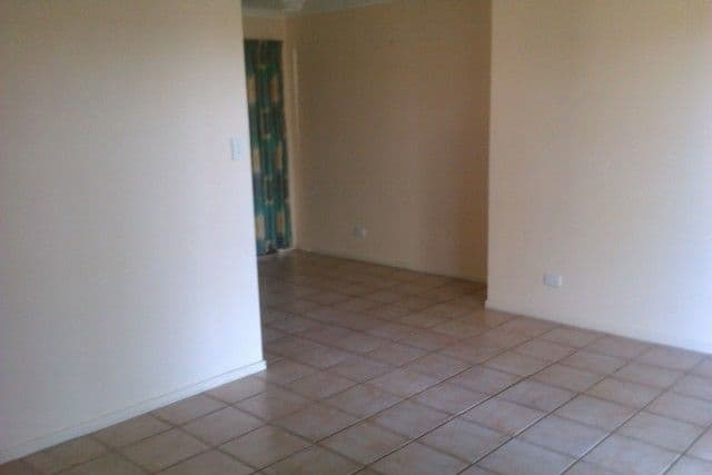 4 Chantilly Crescent, BEERWAH QLD 4519, Beerwah - Thumbnail 3