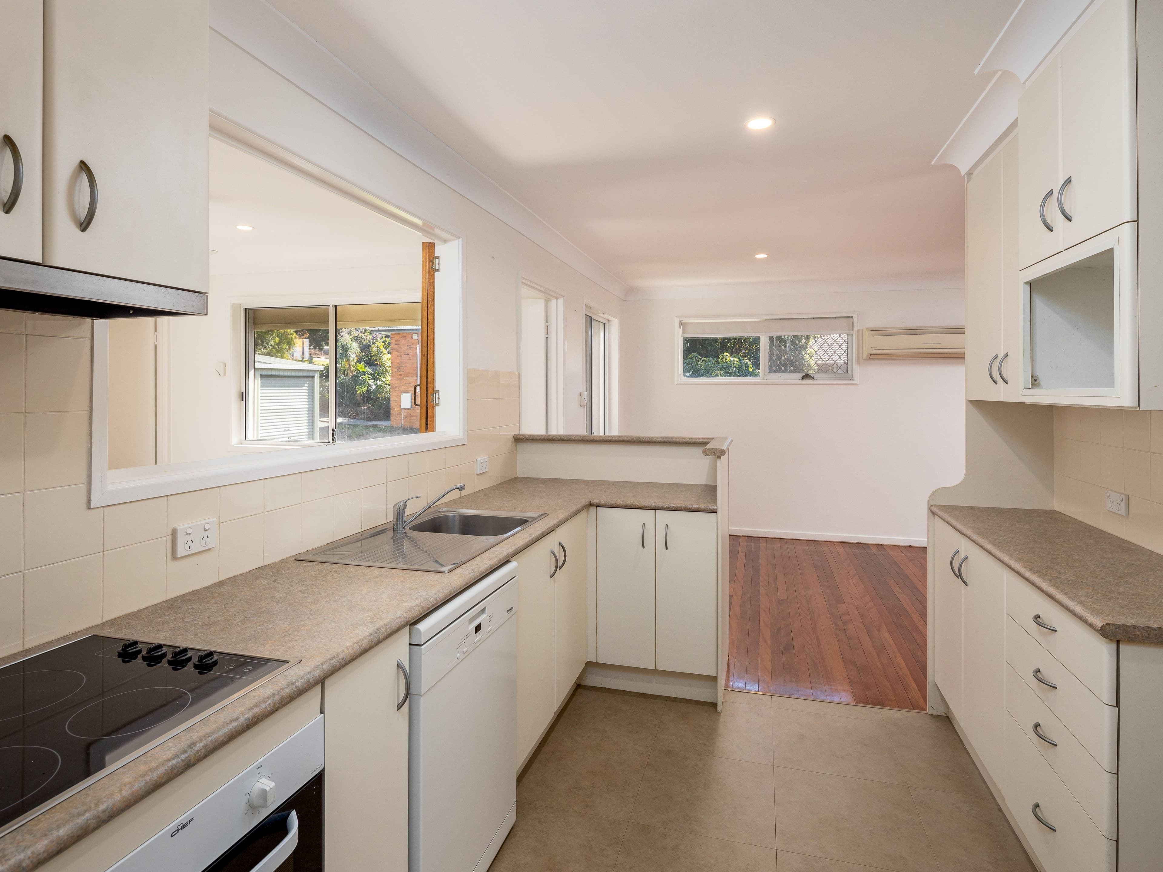 5 Ben Street, Chermside West QLD 4032, Chermside West - Thumbnail 4