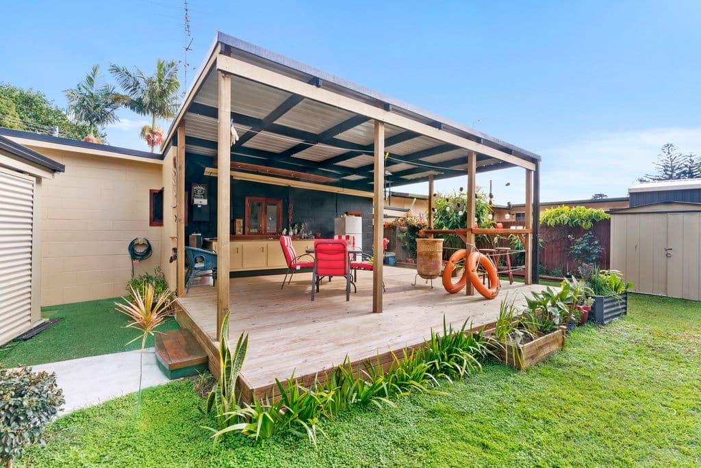 20 Merauke Avenue, Palm Beach QLD 4221, Palm Beach - Thumbnail 4