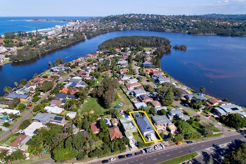 11 Wakehurst Parkway, North Narrabeen - Thumbnail 3
