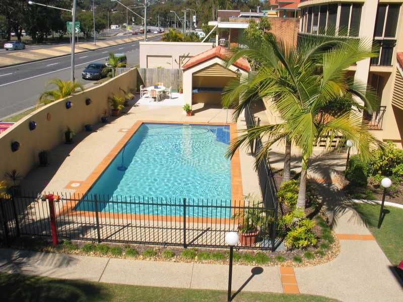 1040 Gold Coast Highway, PALM BEACH QLD 4221, Palm Beach - Thumbnail 3