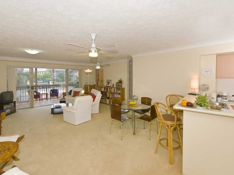 1040 Gold Coast Highway, PALM BEACH QLD 4221, Palm Beach - Thumbnail 6