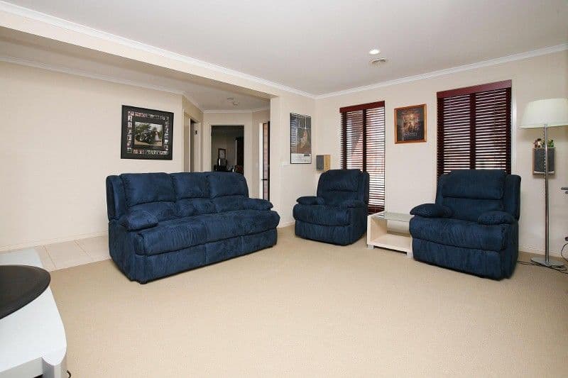 61 Jacaranda Drive, TAYLORS HILL VIC 3037, Taylors Hill - Thumbnail 7