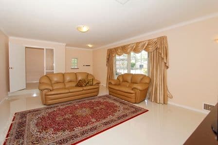 76 Regency Drive, THORNLIE WA 6108, Thornlie - Thumbnail 3