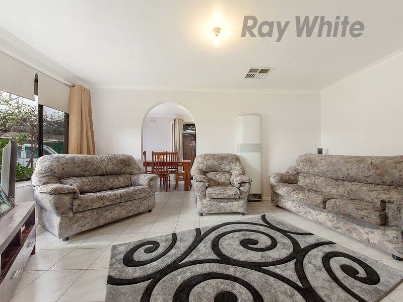 5 Mytton Close, St Albans VIC 3021, St Albans - Thumbnail 2
