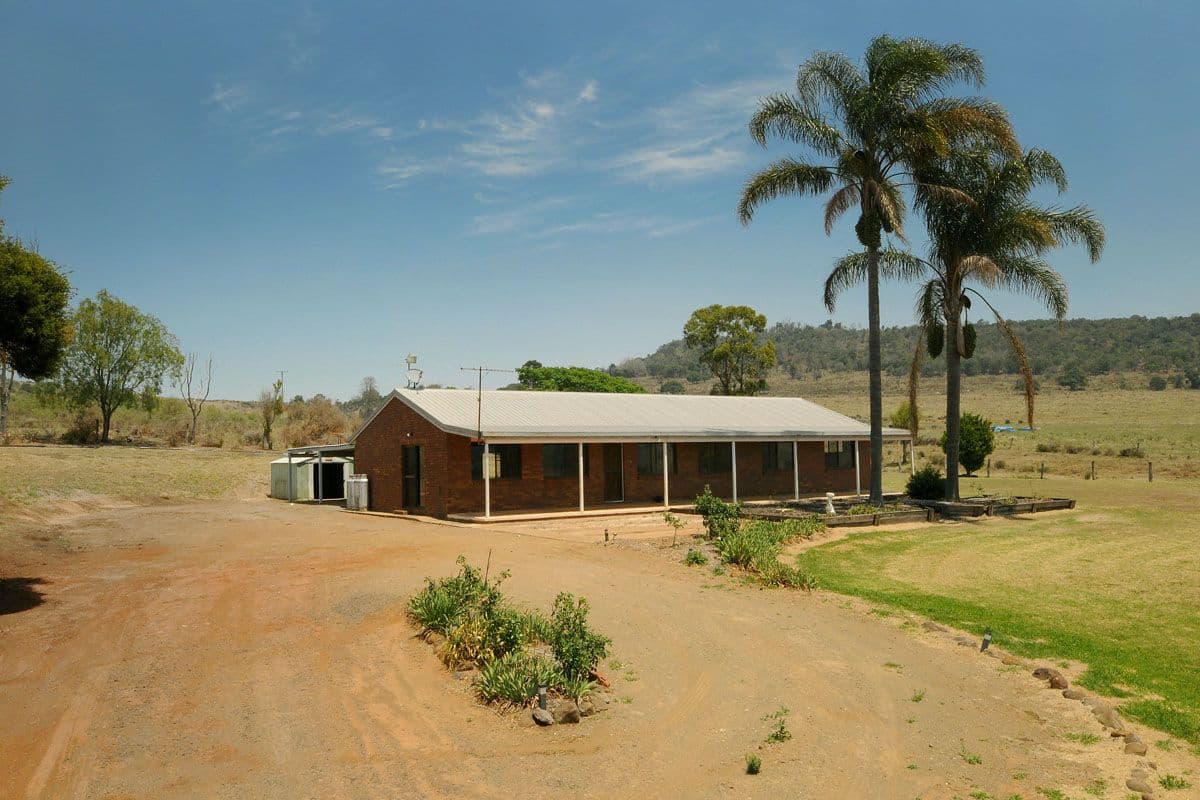 261 Gowrie Glencoe Road, GLENCOE QLD 4352, Glencoe - Image 1