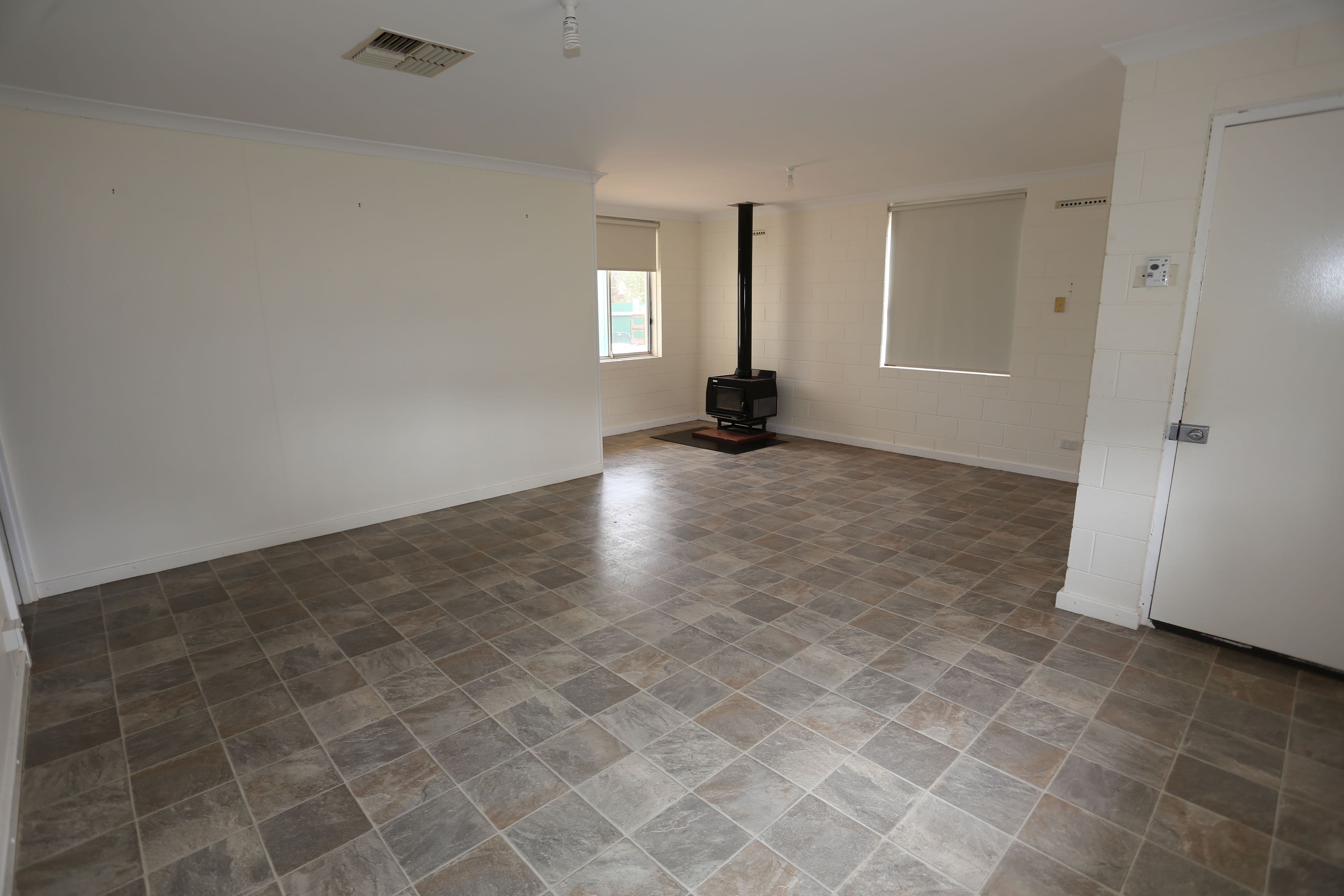 11 Grey Gum Street, Kambalda West WA 6442, Kambalda West - Thumbnail 3