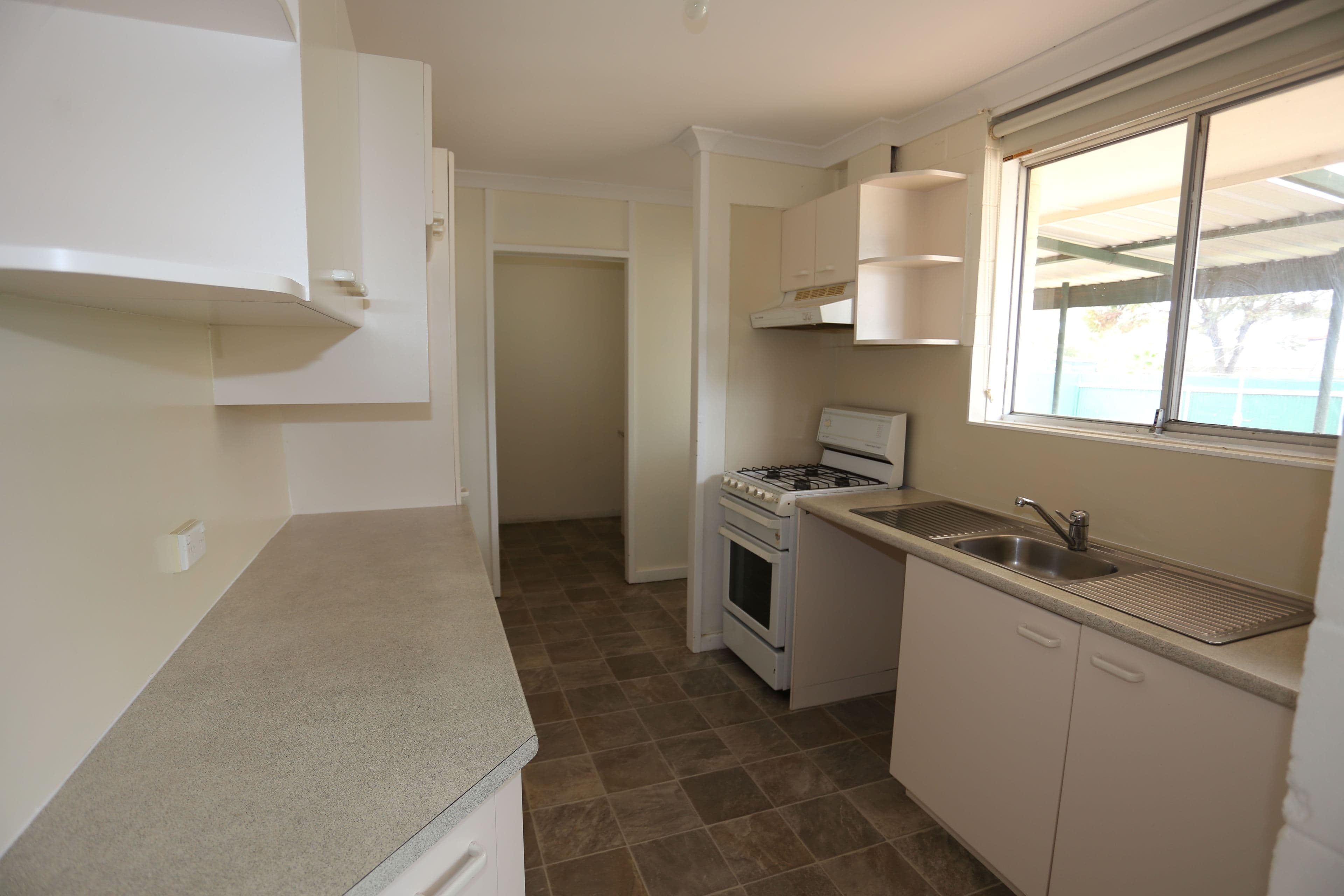 11 Grey Gum Street, Kambalda West WA 6442, Kambalda West - Thumbnail 4
