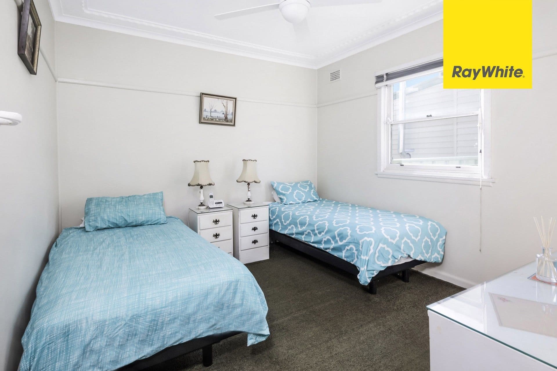 78 Henry Lawson Drive, Peakhurst - Thumbnail 5