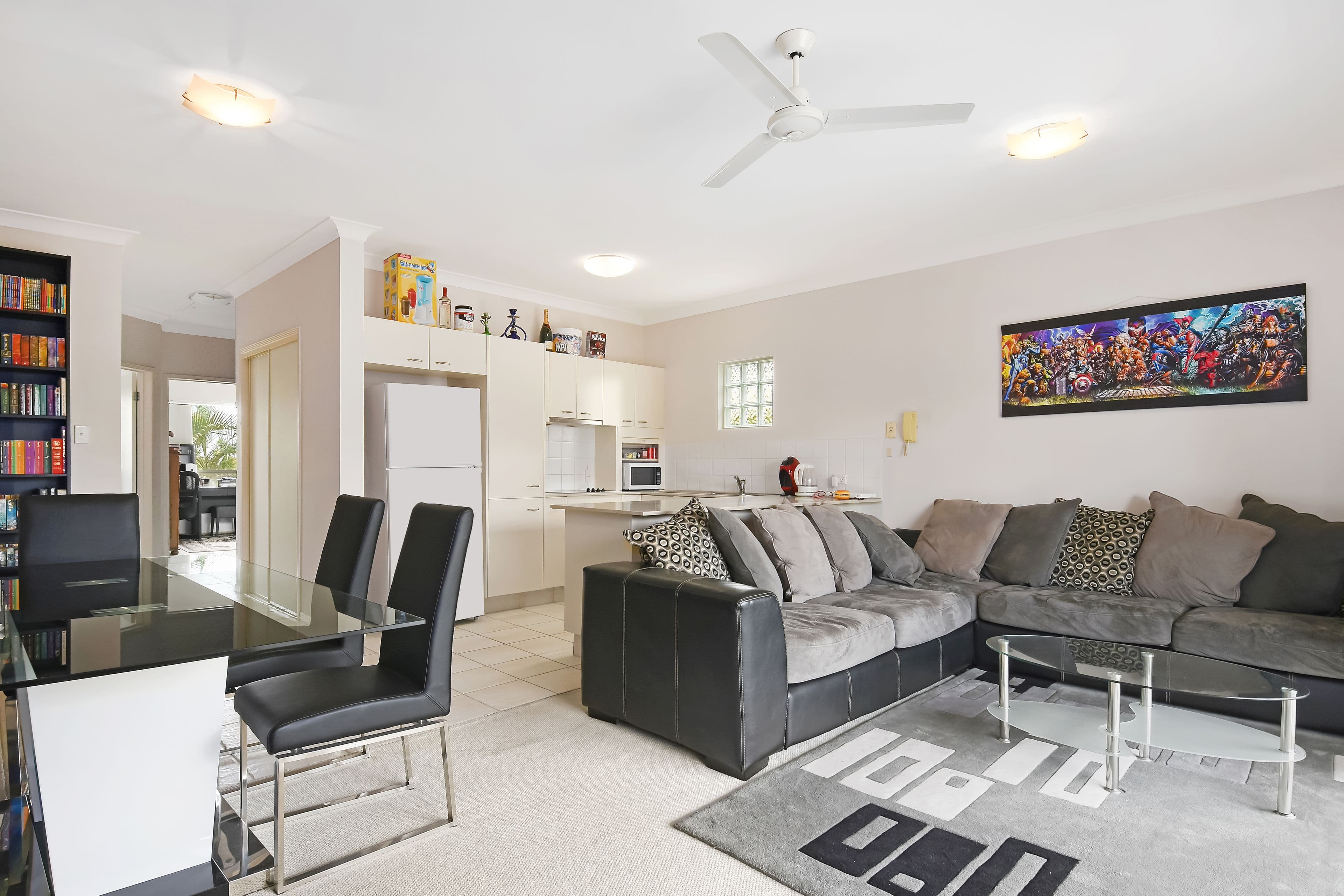 4-6 Oleander Avenue, Biggera Waters QLD 4216, Biggera Waters - Thumbnail 4