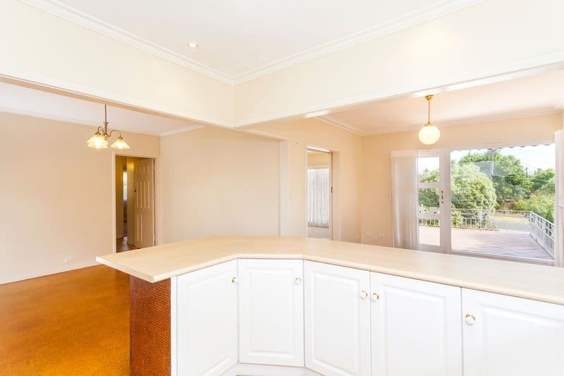 8 Downshire Road, BELMONT VIC 3216, Belmont - Thumbnail 7
