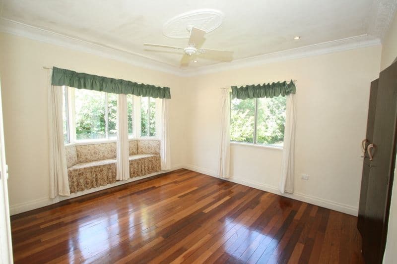 15 Daphne Street, CAMP HILL QLD 4152, Camp Hill - Thumbnail 3