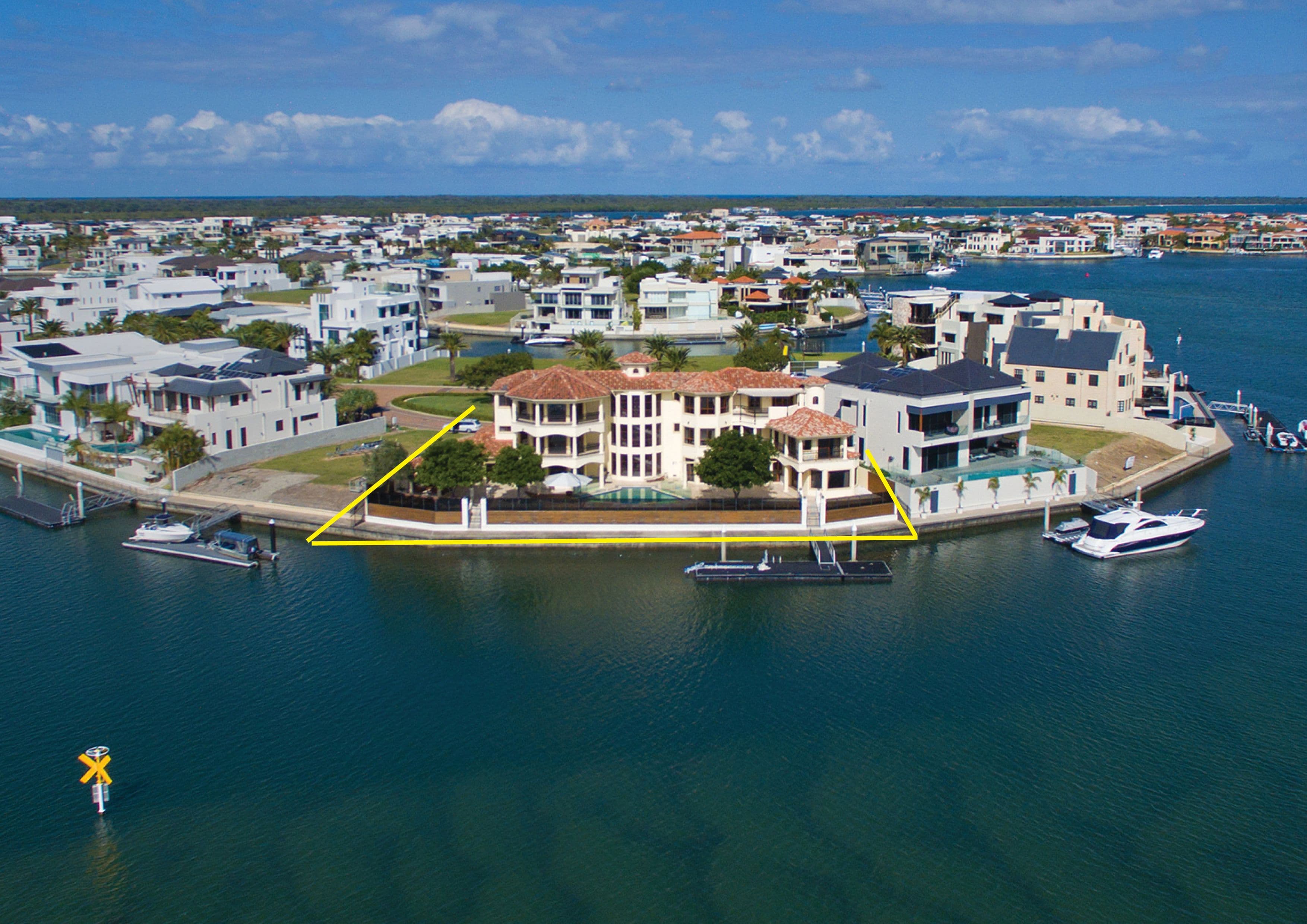 47-49 Knightsbridge Parade West, Sovereign Islands QLD 4216, Sovereign Islands - Thumbnail 2