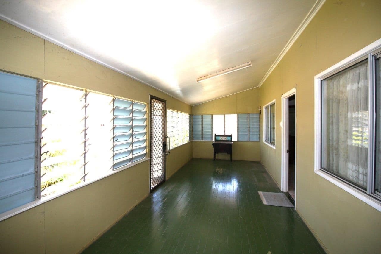 4 Aland Street, CHARTERS TOWERS CITY QLD 4820, Charters Towers City - Thumbnail 2