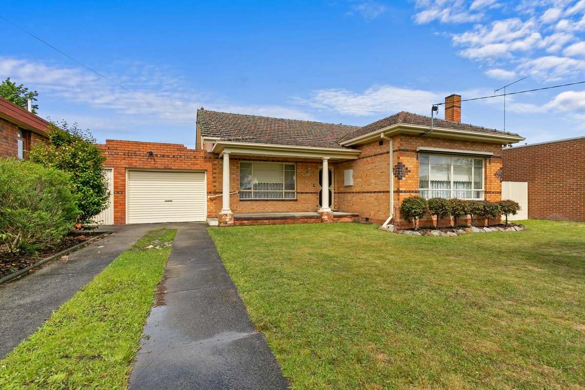 16 Hoyle Street, Morwell VIC 3840, Morwell - Thumbnail 2