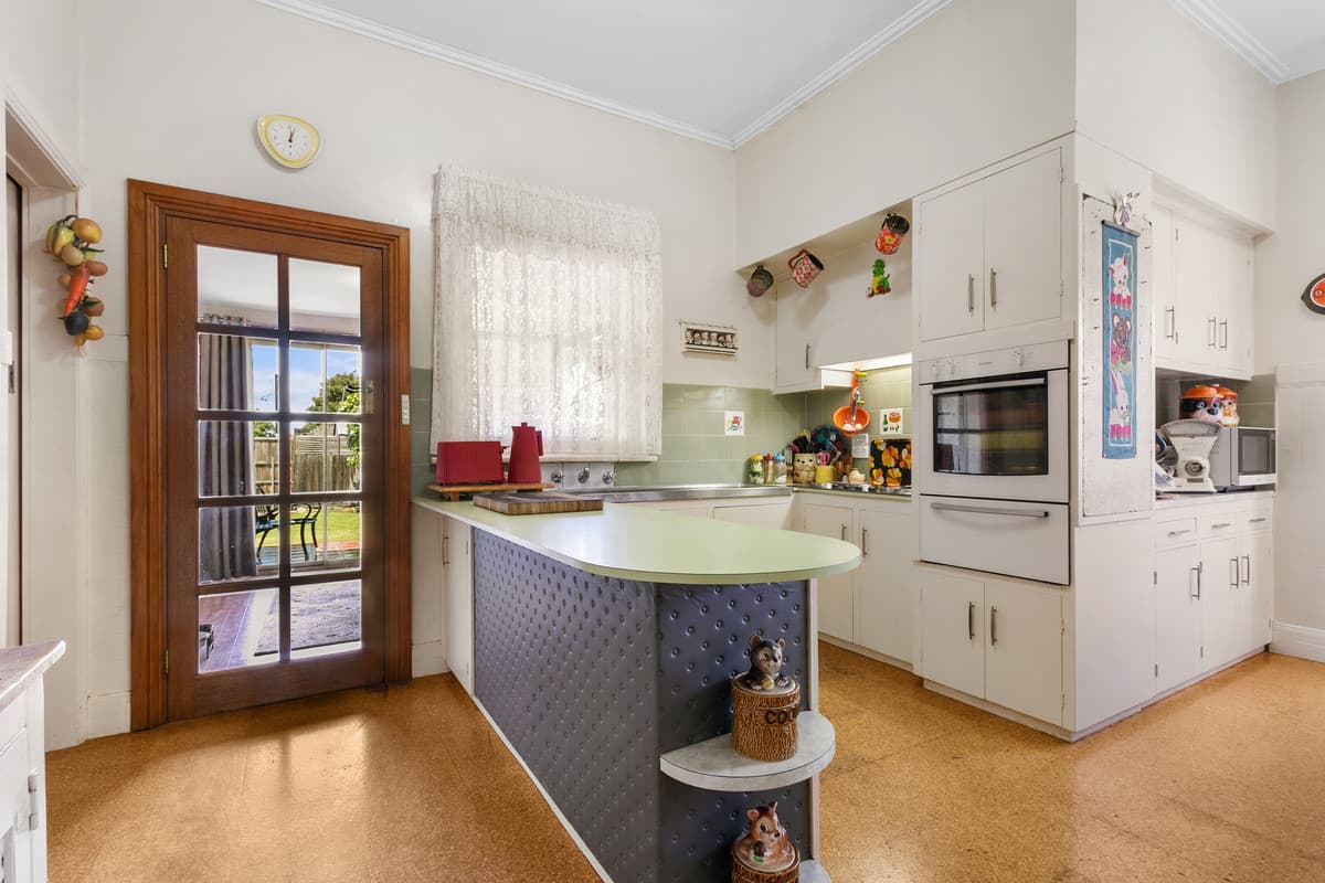 16 Hoyle Street, Morwell VIC 3840, Morwell - Thumbnail 5