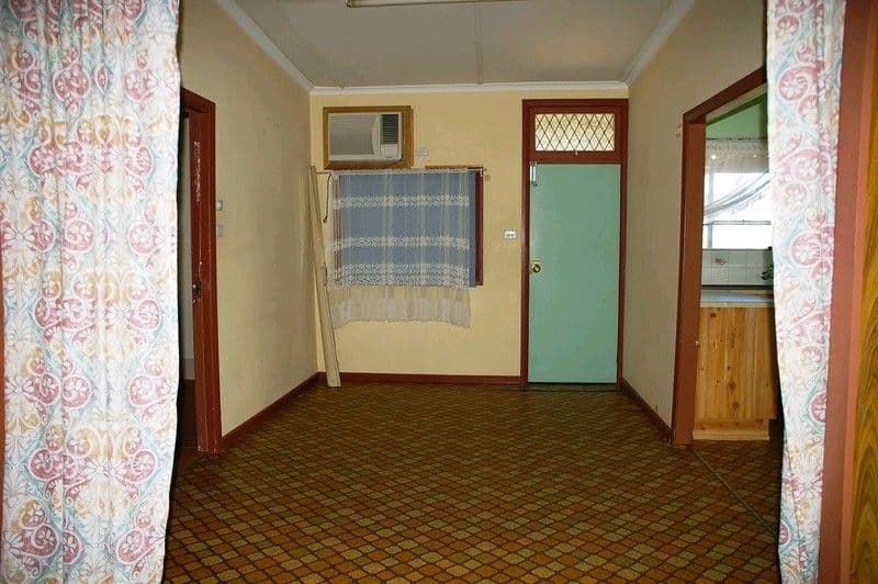 26 Twelfth Street, RENMARK SA 5341, Renmark - Thumbnail 2