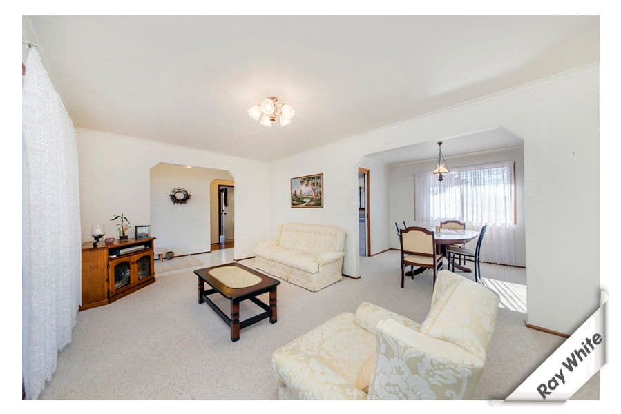5 Wuronga Hill, BONYTHON ACT 2905, Bonython - Thumbnail 4