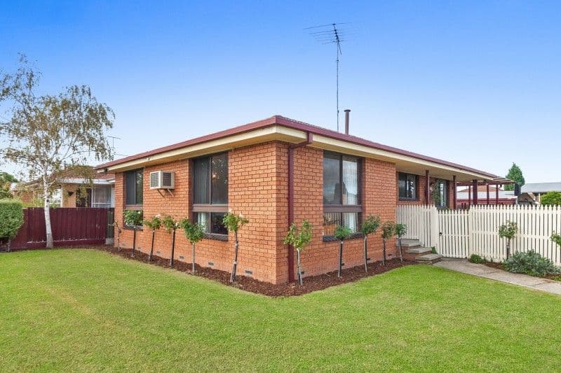 14 Talpa Crescent, Corio VIC 3214, Corio - Thumbnail 2
