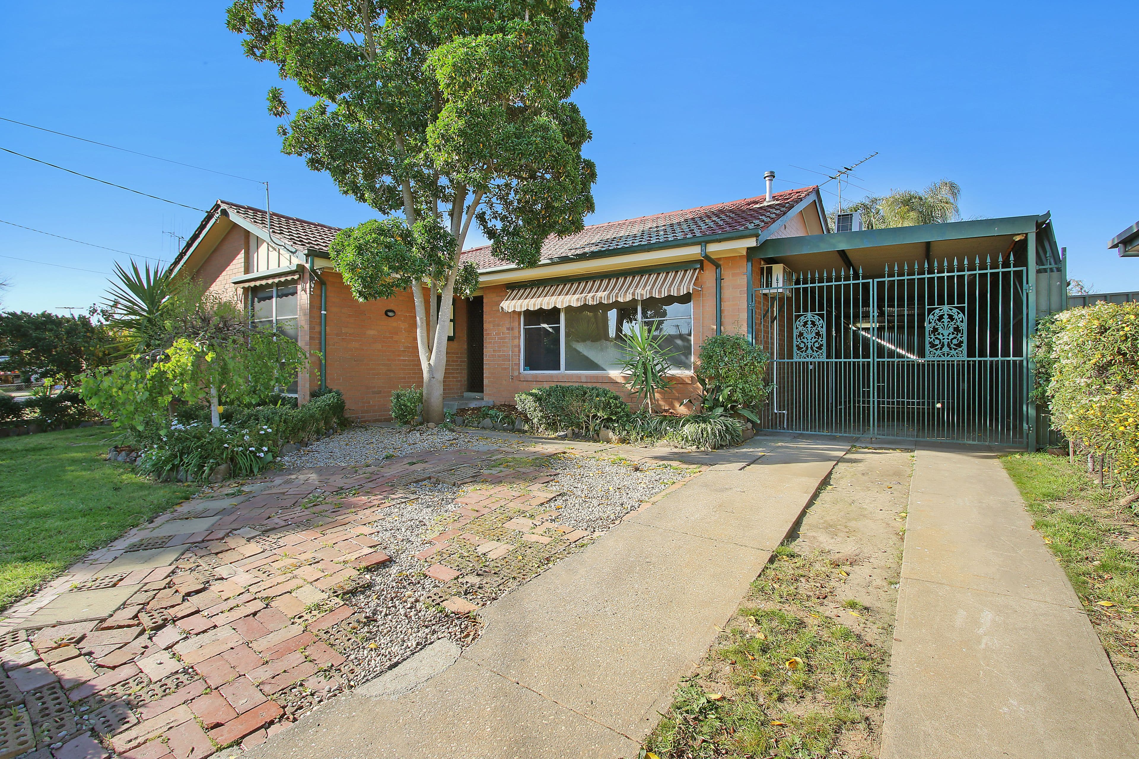 22 Wornes Drive, Wodonga VIC 3690, Wodonga - Thumbnail 2