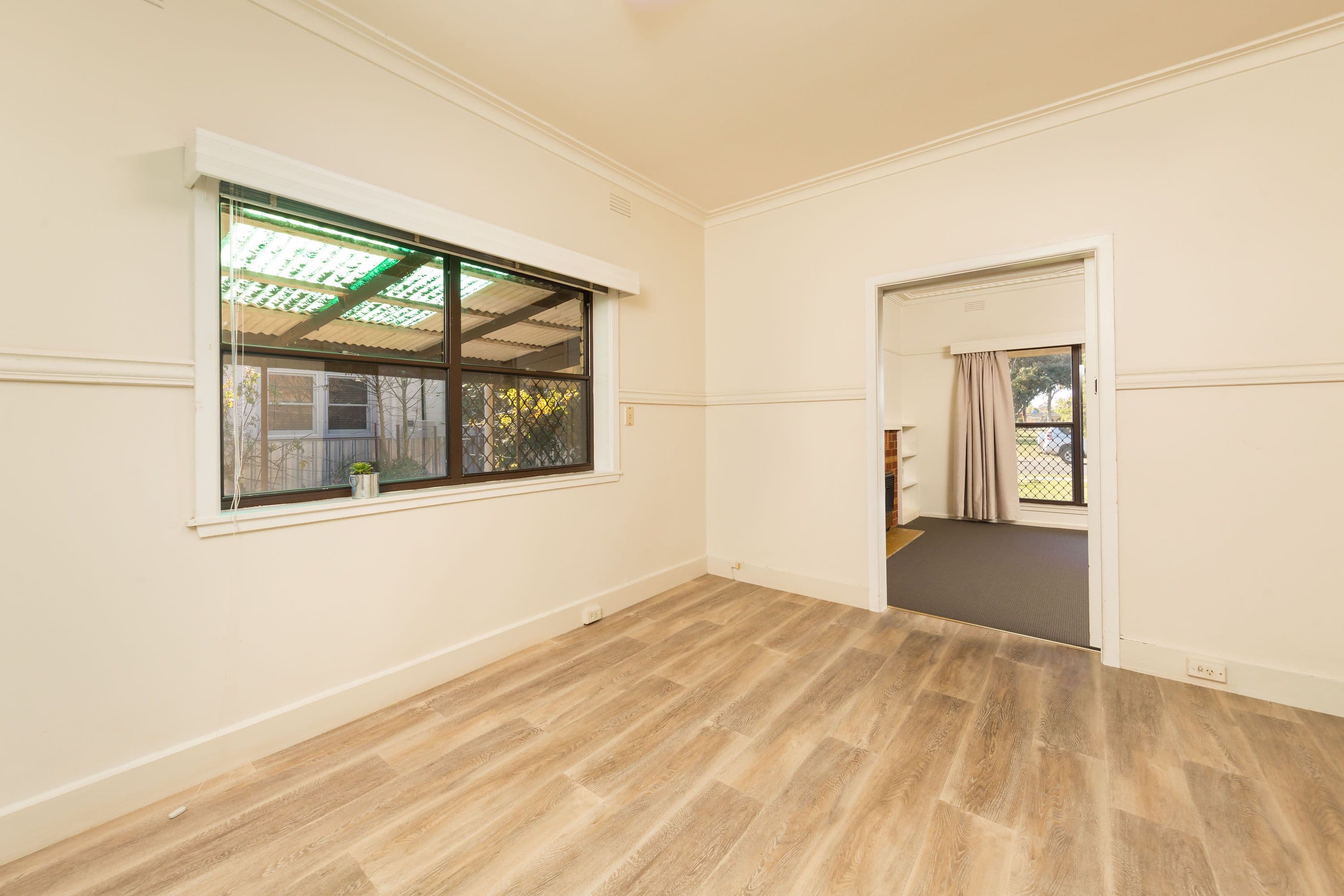 1063 Bralgon Street, North Albury - Thumbnail 4