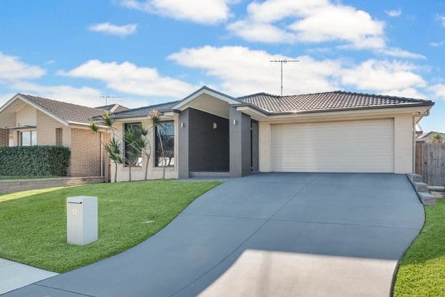 100 Hampshire Boulevard, Spring Farm - Image 1
